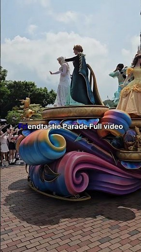 You won't believe this Disney Parade! 😱 Full video drops at 5:30 PM! #hkdl #disneyland #disneyparade