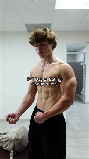 Chuckie Drain on Instagram: "here’s a full day of food that hits all of my target macro and micronutrient goals even as a “bodybuilder” it’s important to eat foods that are aligned with your goals. for me- that looks like a lot of protein and carbs, as well as a decent amount of fats. if you have any questions let me know | every outfit is from @dfyne.official code CHUCKIE #explore #gym #lifting"