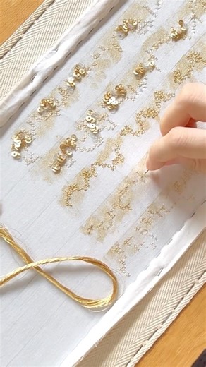 【リース用衣装】スカートの裾をぐるりと糸刺繍したり染めたり #オートクチュール刺繍 #embroiderydesign