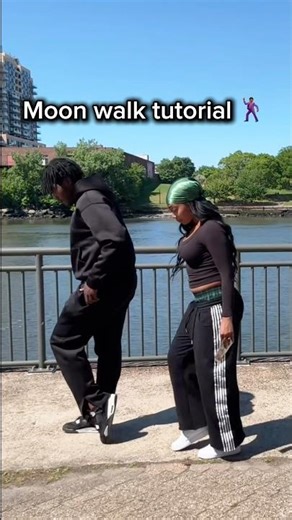 Learn the moonwalk 🔥🔥 #almightyarcher #dance #shorts