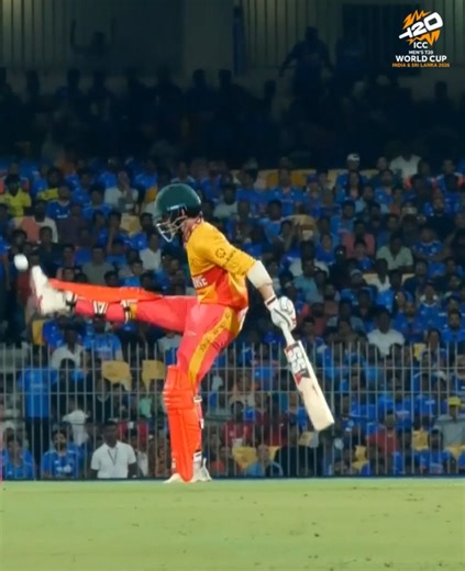That’s one way to keep the stumps safe, Brian Bennett 😜 #T20WorldCup broadcast details 👉 https://www.icc-cricket.com/tournaments/mens-t20-world-cup-2026/news/all-the-broadcast-details-for-icc-men-s-t20-world-cup-2026 | ICC - International Cricket Council