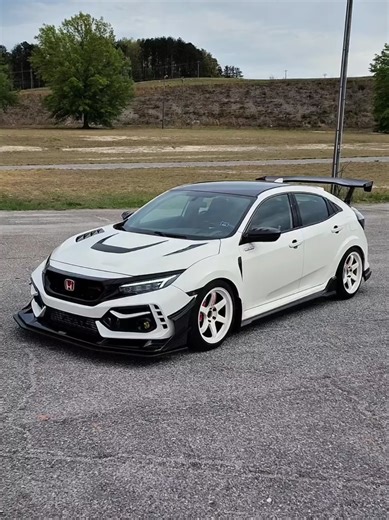 Honda Civic Type R FK8: Performance and Modifications