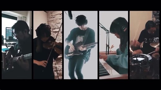 主唱 TK 就录了一首《unravel》自宅LIVE版。这嗓音再次惊叹，开口跪，瞬间梦回《东京吃货》开播的2014年……不管听几遍都意难平……