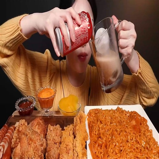 Spicy Carbo Buldak Ramen with KFC Fried Chicken & Sausages Mukbang ASMR | Boki asmr