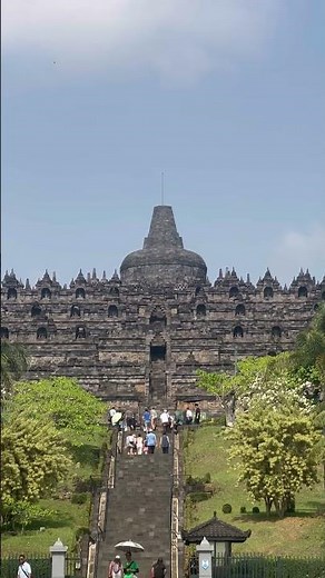 Borobudur Temple: UNESCO World Heritage Jewel of Indonesia #travel #touristattraction #pinederosa