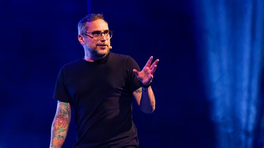 Pere Aznar da la bienvenida al 2026 en la SER en 'El futuro era esto'