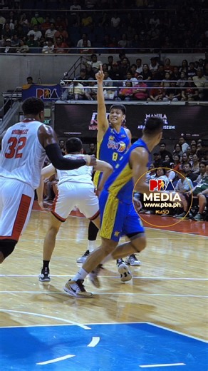 187K views · 2.8K reactions | Oftana  Williams! Lamang ang TNT sa halftime kontra Ginebra, 40-35. ➡️ pba.ph/playbyplay #PBACommissionersCup #DOorDIE #FINALSGAME7 #GINEBRAvsTNT | PBA | Facebook