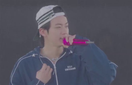 #Jin has such smooth & expereineced hosting skills that wows all constantly!🐹Our dear army, we can't just go home like this, right? We actually all changed to go home, I mean this is what we wear for getting off work. But then, we thought we should let u hear a few more songs, so we came back out on stage. How do we look?🐥Wow🐰He is so good (at it)🐥It (the way u run it) really feels quite different. I'll be sure to observe and learn from you alot by your side#방탄소년단진
