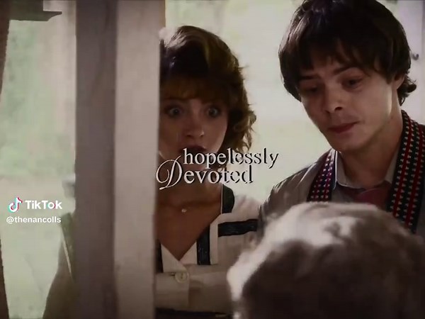 Nancy and Mrs Driscoll were truely devoted until the end 🌷 #nancoll #strangerthings #nancywheeler #mrsdriscollstrangerthings #foryou