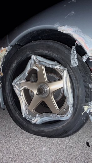 Tragedy has stuck the famous Ferrari F40 LM owned by @supercar_ron 😢 thankfully nobody was injured. Ron does need help tracking down the Semi Truck that side swiped him on I15 in Las Vegas around 10:00pm last night. This is a reminder of how our lives can change in an instant due to someone else being careless. . Looking for new and used OEM Ferrari, Maserati, Lamborghini or McLaren replacement part? Give us a call 📲 . #ferrari #maserati #lamborghini #mclaren #exotic #car #special #pricing #oe