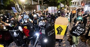 Portland Antifa Rioters Turn ICE Office Entrance Into a War Zone, Hurling Softball-Sized Rocks at Cops