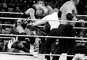 WWE Survivor Series 2014: 5 Reason why the main event was one of the greatest