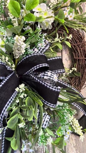 Easy Hydrangea Wreath | Faux Floral Wreath