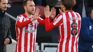 Christian Eriksen returns to football in moving moment during Brentford vs Newcastle