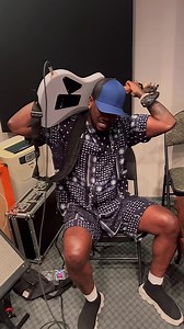 Me, myself and the guitar 🎸 👌🏾 #psquare100citiesworldtour🌎 | Peter Psquare