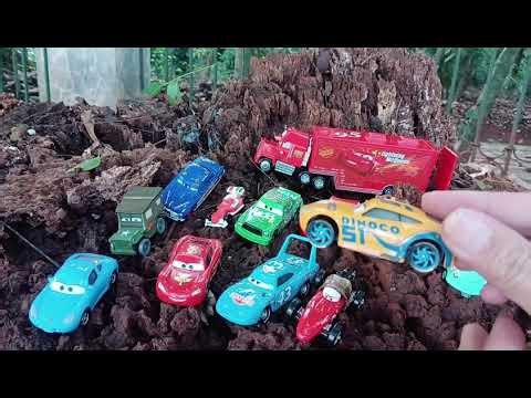 Relaxing ASMR Cars Climb Challenge | Disney Pixar Review