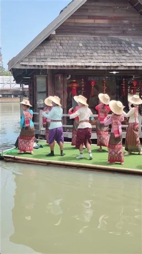 Thai Dance on a boat - part1! #pattayafloatingmatket #thailand2026 #travel #travelvlog #vacation