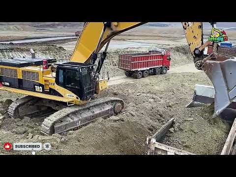 Two CAT 352F & Komatsu PC520LC Excavators Loading Trucks | Mega Mining Action 🚜