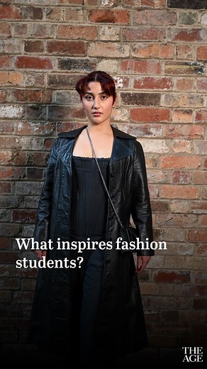 Ever wondered what inspires fashion students? Melissa Singer spoke to some students about what inspires their style. To read the full report, click the link in our bio. Photo: @jarmao | The Age