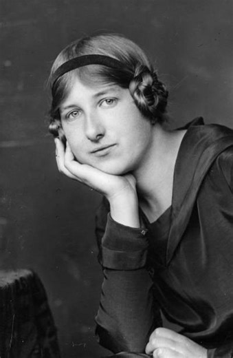 7 Solo Viola Works by Women Composers You Must Hear