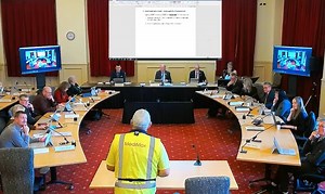 Surprise visitor for Invercargill councillors