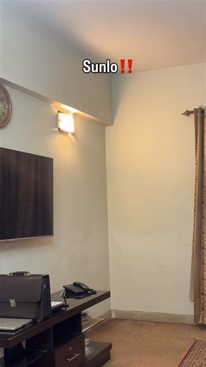 ✨ Divora 5-in-1 Hair Serum – Ultimate Daily Hair Rescue! Transform dull, rough & frizzy hair into soft, smooth, shiny perfection — every day. 💛 Specially made for Pakistani weather, hard water & daily heat styling ✨ ⭐ Key Benefits: 🚫 Frizz Control 💪 Strengthens Hair 🔥 Heat Protection 💧 Deep Nourishment ✨ Silky Shine 🌤 UV Protection 🪮 Non-Greasy Formula 🌿 Suitable for All Hair Types: Dry, rough, damaged, dull or frizzy | Divora