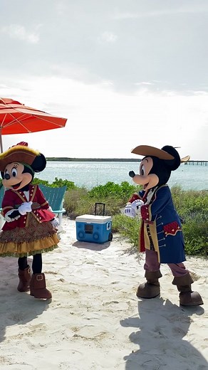 Pirate Night with Mickey and Minnie at Castaway Cay