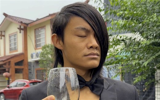 淋完这场雨，我就要忘记你咯！