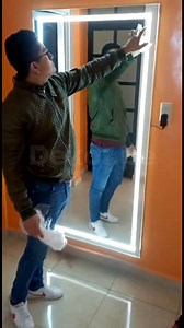 4.1K views · 24 reactions |  Espejos LED con diseños exclusivos y sistemas inteligentes  Sensor Touch On/Off y dimmer / Sistema antiempañante / Sensor de movimiento / Bluetooth, parlantes, hora y temperatura ¡Envíanos tu mensaje y cotiza hoy tu espejo Led! #dekor #espejosled #espejosdecorativos #bañosmodernos #espejos #diseñodeinteriores #remodelacion #espejoparabaño #peru | Dekor.pe | Facebook