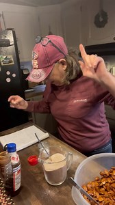 33 reactions · 13 comments | 3 cup raw almonds 1 egg white 1 tsp salt. 3/4 sugar. 2 tsp cinnamon. 1T vanilla Bake at 250 for one hour stirring every 15 mins cool and store | Suzanne Brant | Facebook