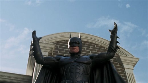 搬运：达菲鸭与蝙蝠侠：《巨星总动员Looney Tunes Back in Action》片段