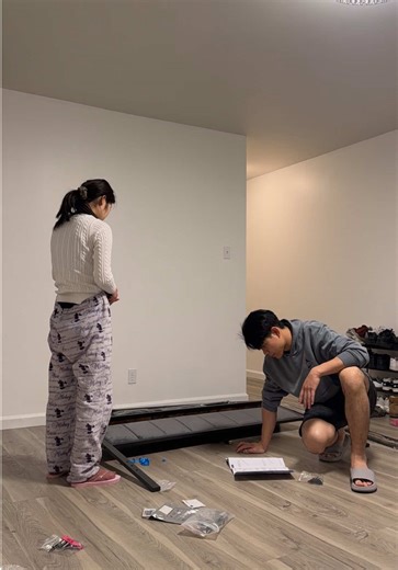 သစ်အိမ်သို့ပြောင်းလဲခြင်းနှင့် ကုတင်ဆင်ခြင်း