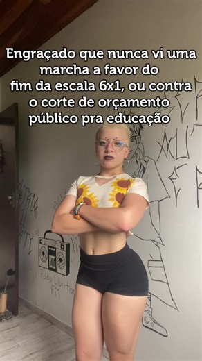 Os vídeos de Luh (@dii.lua) com Devil Woman - Black Dimensions