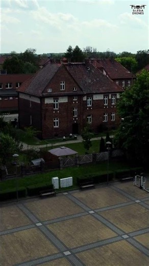 Zabytkowe familoki w Czerwionce z widoku drona #drone