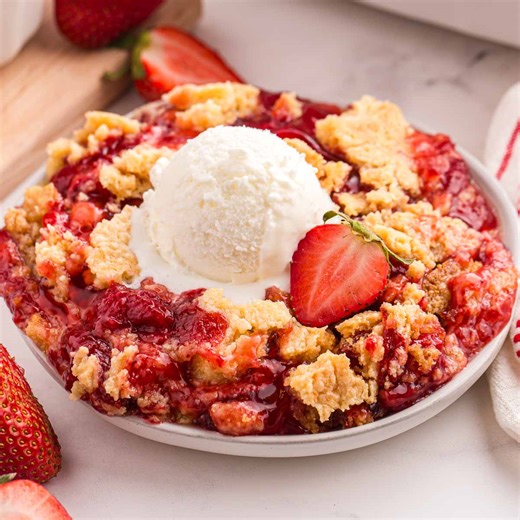 3-Ingredient Strawberry Dump Cake
