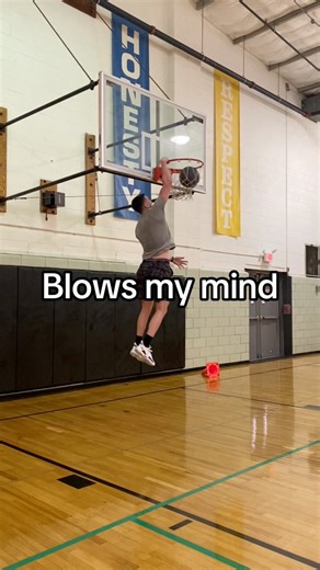 4th grade dunker? If you have the goal of dunking then use this routine to increase your vertical jump! 🚀 #plyometrics #athleteworkout #verticaljump #sportsperformance #workout #jumphigher #studentathlete #sportstraining #athletetraining #strengthandconditioning | plyomorph