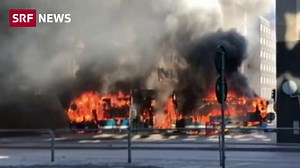 Bus explodiert im Stadtzentrum von Stockholm - SRF News - Play SRF