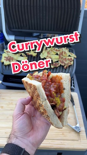 Leckerer Currywurst Döner im OptiGrill