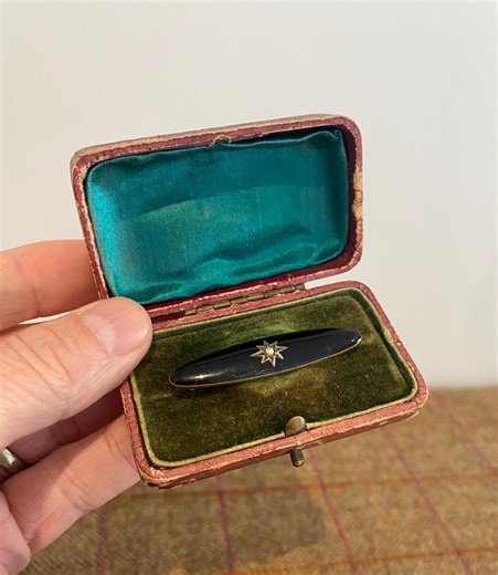 Victorian Black Enamel and Pearl Mourning Brooch in Vintage Jewellery Box. Antique Mourning Jewelry - Etsy