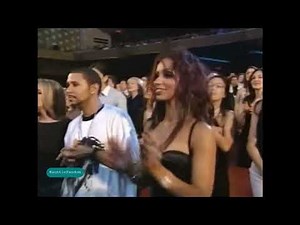 Britney Spears and Madonna Kiss VMAs