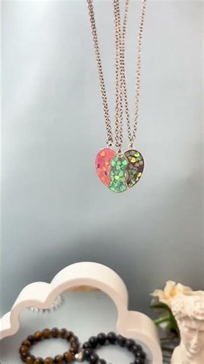 Ladies' stylist and fancy best locket designs