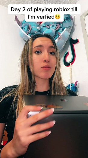 Brb crying 😃- #roblox #fyp