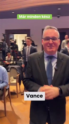 J. D. Vance amerikai alelnök és Orbán Viktor sajtótájékoztatót tart a Karmelitában