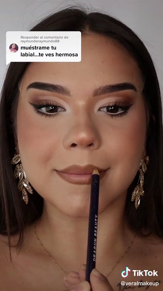 Lip Tutorial: Natural Lip Makeup Tips for Beauty Enthusiasts