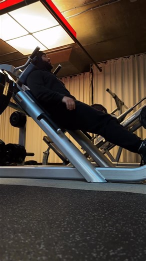 Coach EJ on Instagram: "Cybex Hack Squat Is Heavy lol"