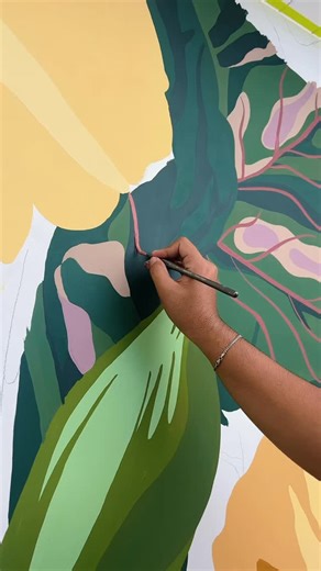 4 Techniques We Use to Sketch a Mural Every mural begins with a strong sketch. Before the colors go up, we make sure the layout, proportions, and flow of the design are precise. Here are the four professional techniques we use to bring every concept accurately onto the wall: 1. MetaQuest VR Using virtual reality, we can place the artwork digitally onto the actual wall at full scale before we even draw. This lets us preview placement, adjust proportions, and sketch directly from a virtual overlay