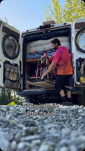 Life is good 😊 . What an afternoon on the road after a long day out filming and riding looks like! . #vanliving #mtb | The Singletrack Sampler