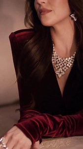 2.6K views · 69 reactions | Le compte Instagram de la marque de haute joaillerie Roberto Coin (@robertocoin) a publié cette vidéo aujourd'hui : "In our dreams, the stars are jewels we can wear. Maybe that’s true in reality too?" | Dakota Johnson France. | Facebook