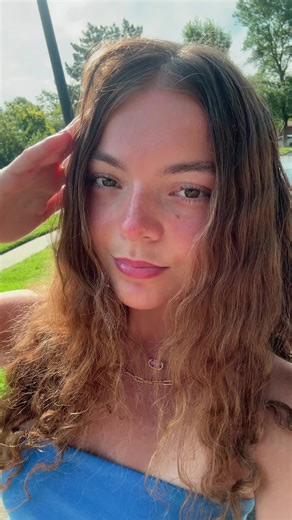 Stylish Outfit Ideas Featuring Platform Flip Flops