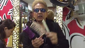 118K views · 1.9K reactions | Hair brush maintenance - how to take care of them! | Jawed Habib Hair Expert | Facebook